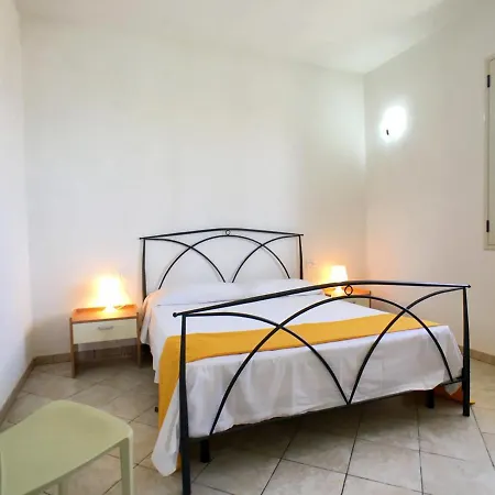 Giglio By Interhome