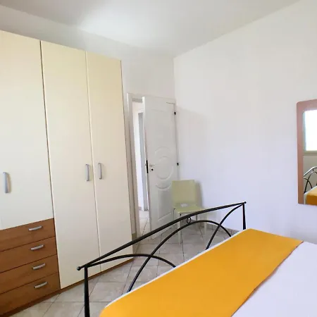 Giglio By Interhome